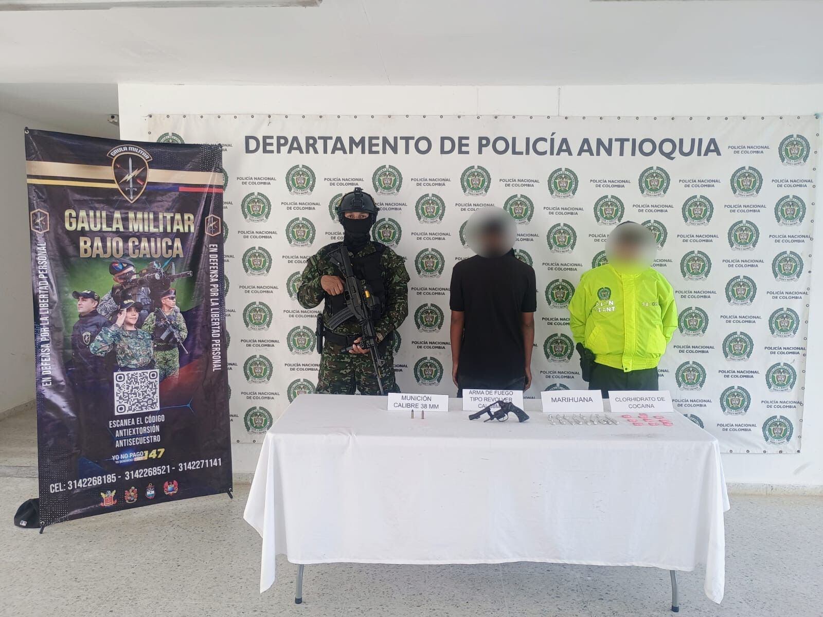 Aprehendido menor de edad, integrante del Clan del Golfo. Foto: Brigada 11.