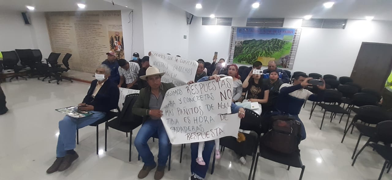 En el Concejo de Tunja asistieron trabajadores que se vinculaban a la empresa ANSE / Caracol Radio.