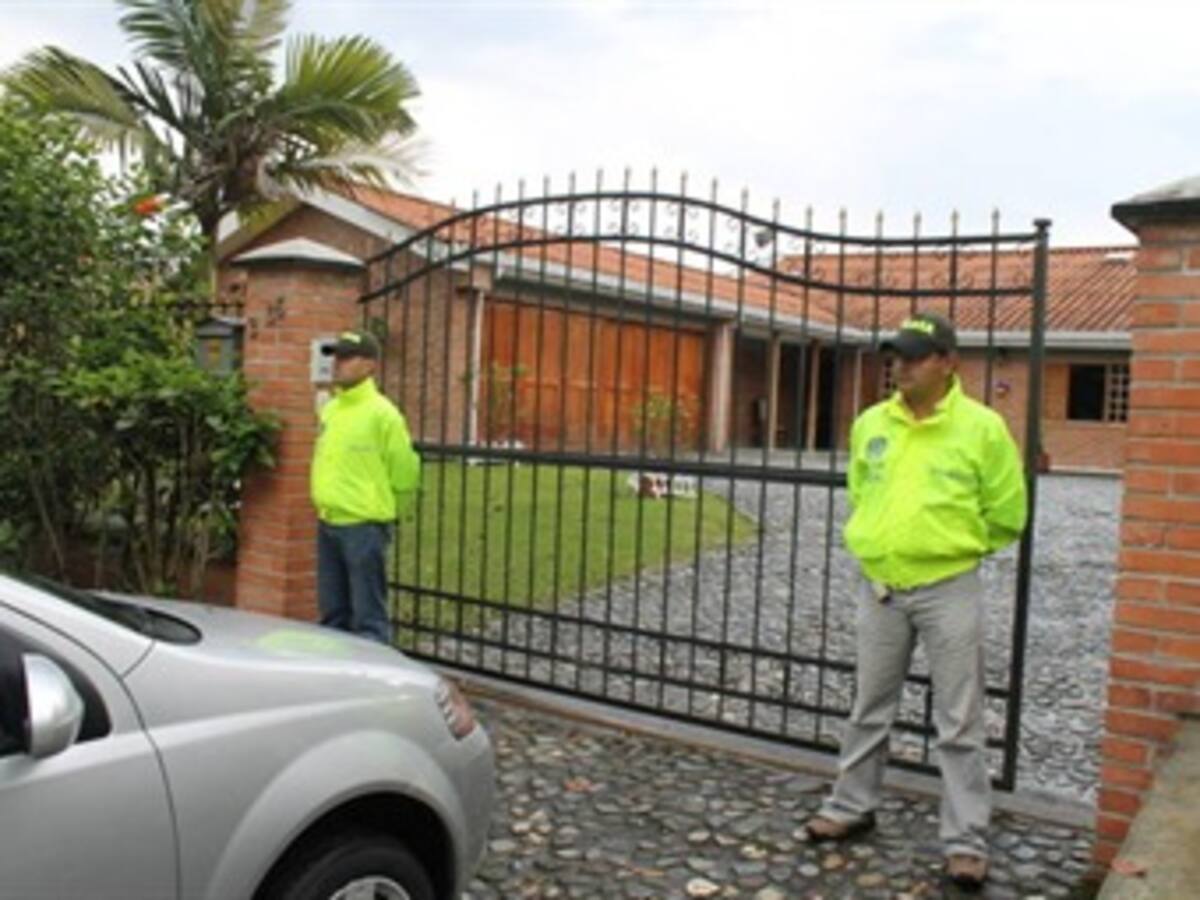 Extinción de dominio a 83 bienes de alias Sebastián, de ‘Los Rastrojos’ en el bajo Cauca