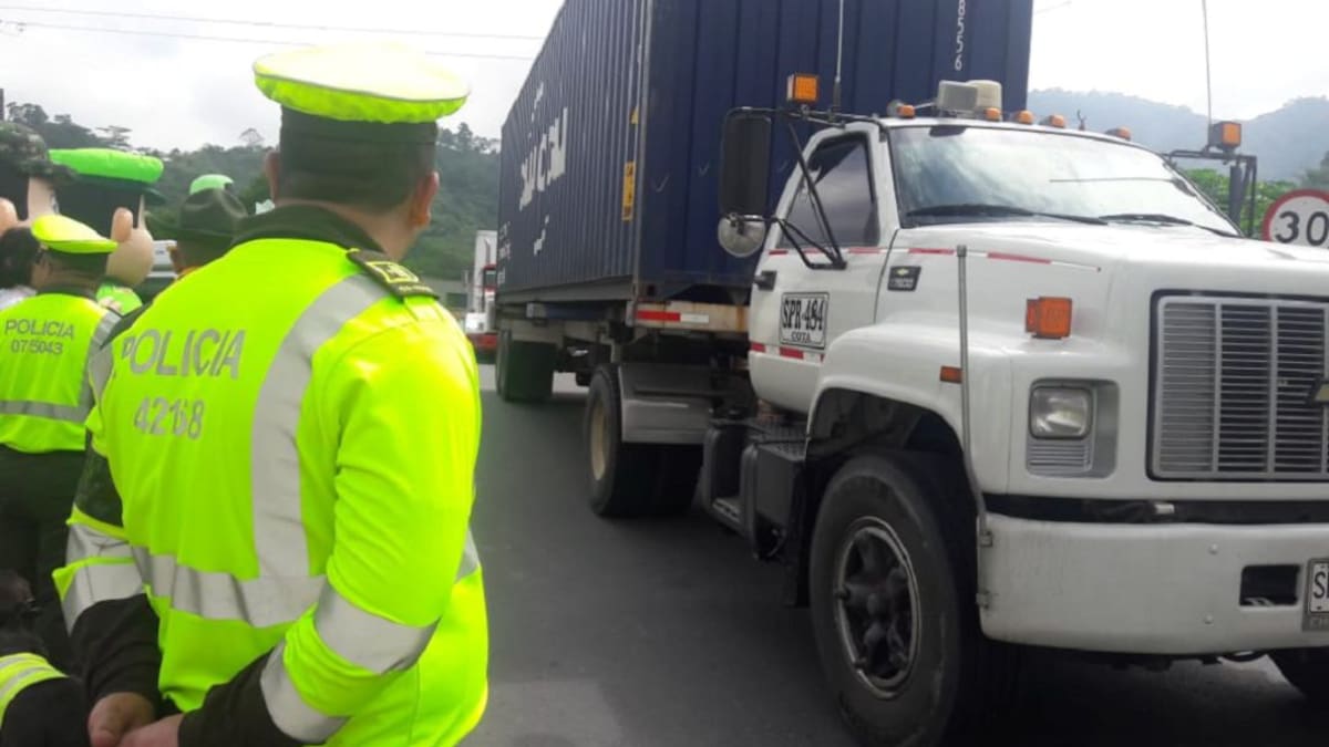 mayor Mauricio Díaz comandante de la policía de tránsito