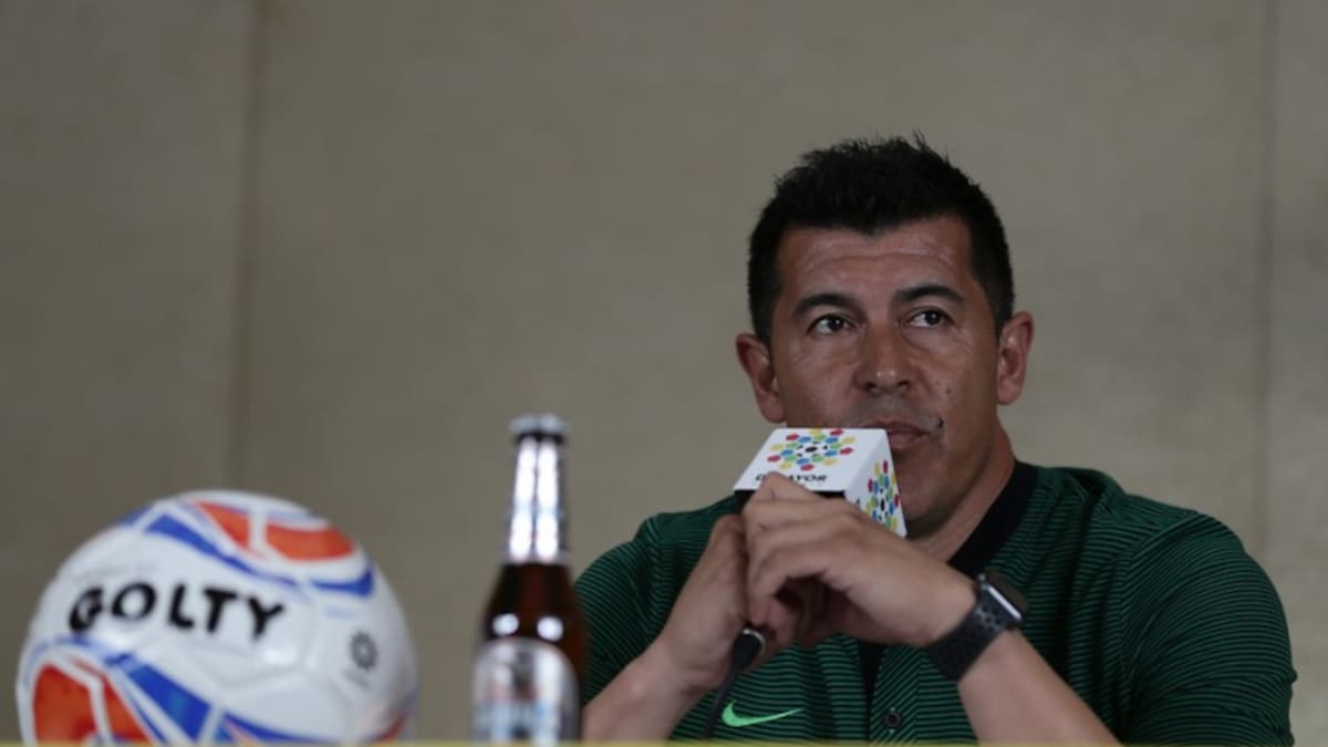 Jorge Almirón, técnico de Nacional