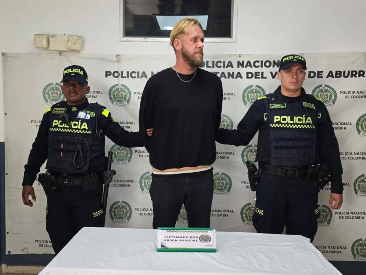 Mientras estaba con otro menor, capturan a islandés buscado por explotación sexual en Laureles
