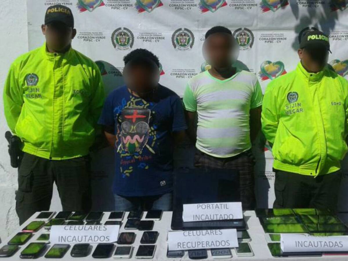En Cartagena fueron intervenidos 30 locales comerciales por venta ilegal de celulares