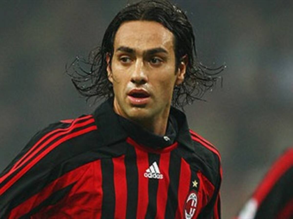 Alessandro Nesta se va del AC Milan tras una década