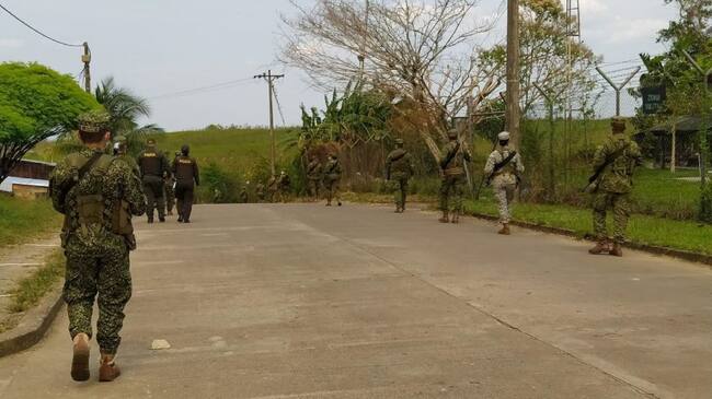 Tras los constantes hechos de orden público registrados en las zonas fronterizas del sur de Colombia, la Armada Nacional intensifica la seguridad.