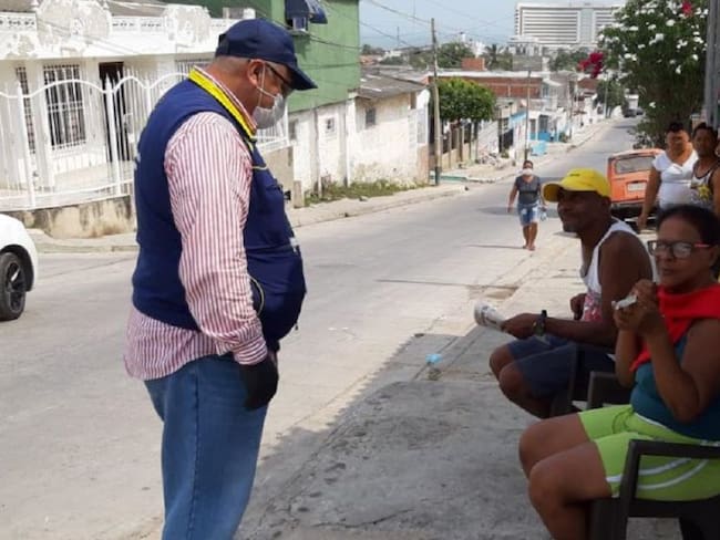 Damnificados de San Francisco en Cartagena reciben pago de subsidios