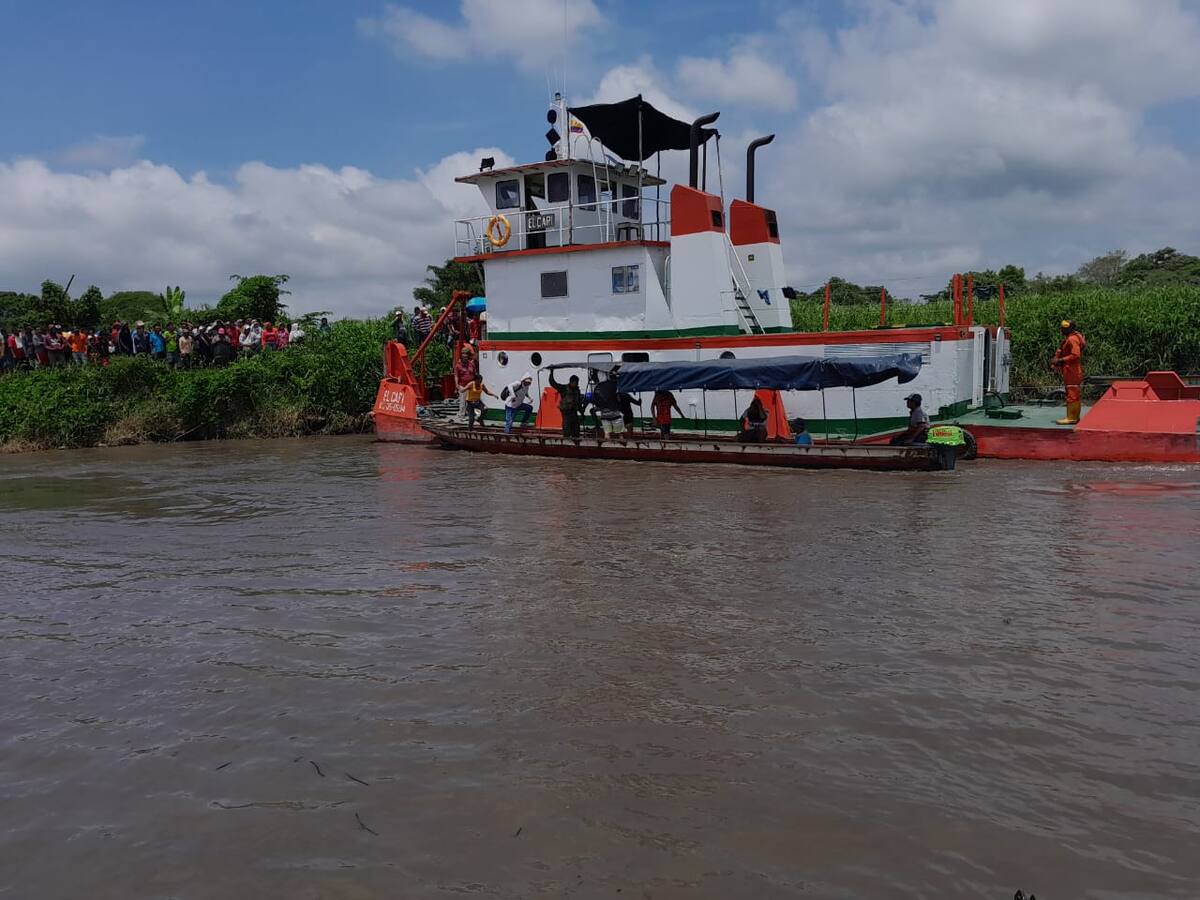 Un muerto y dos desaparecidos tras caída de un vehículo al río Magdalena en Cesar