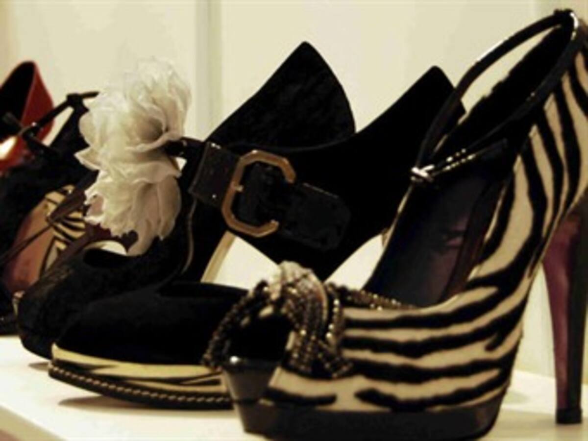 Zapatos de contrabando tienen en bancarrota a los productores locales