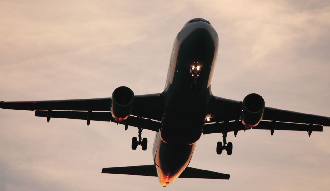 1,2 millones de colombianos tomaran un vuelo durante semana santa.