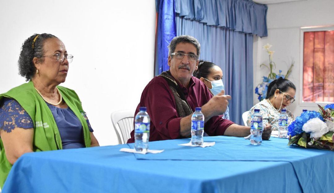El mandatario Guillermo Torres presentó una subida de presión arterial y se encuentra estable
