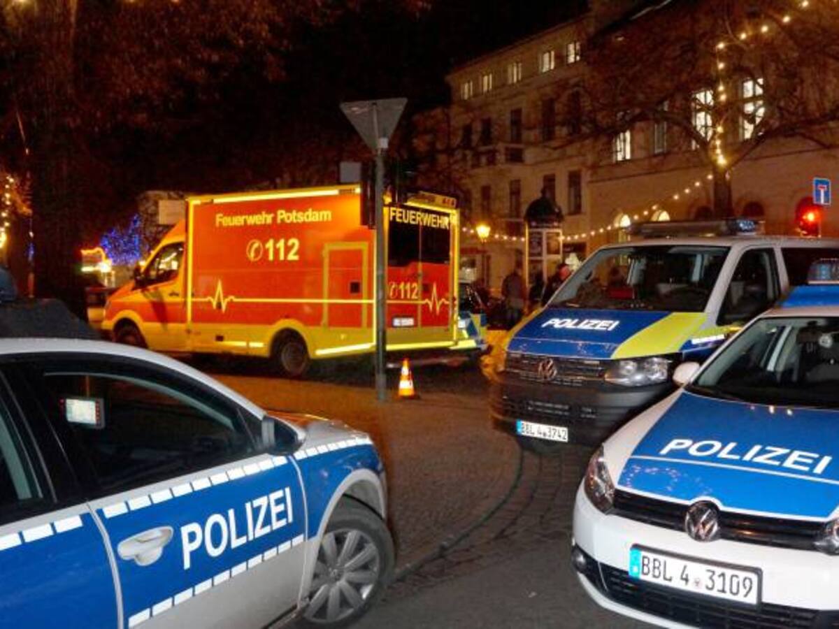 Por hallazgo de explosivo evacúan mercado navideño en Alemania