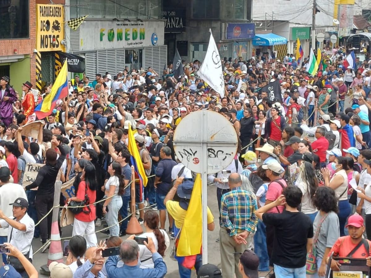 Neiva salió a las calles en defensa de la soberanía nacional tras tensión por Venezuela