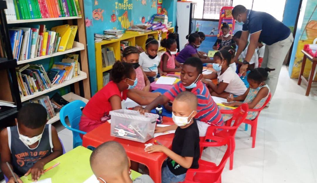 En el marco del Día del Idioma y Día de la Niñez