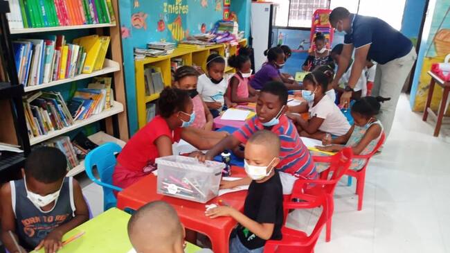 En el marco del Día del Idioma y Día de la Niñez