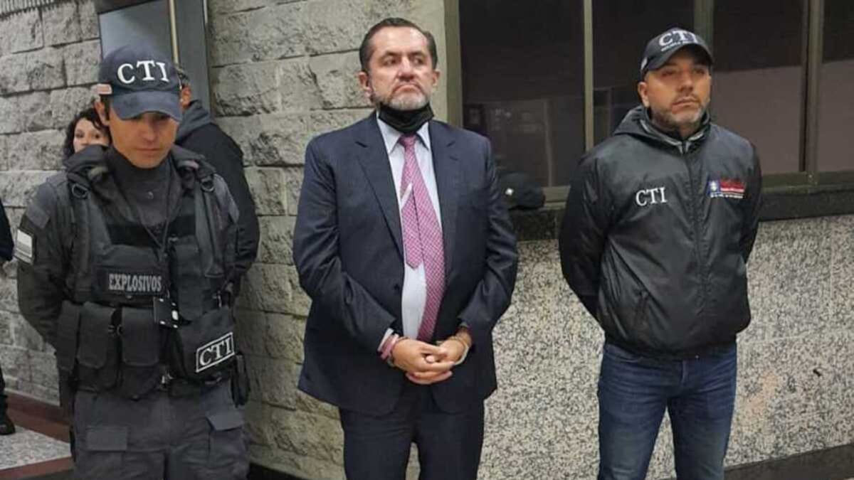 Nuevos capturados que harían parte de la red de corrupción de exsenador Mario Castaño