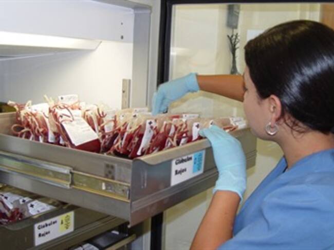 Pruebas de VIH a donantes de sangre a la niña de 12 años dieron negativo