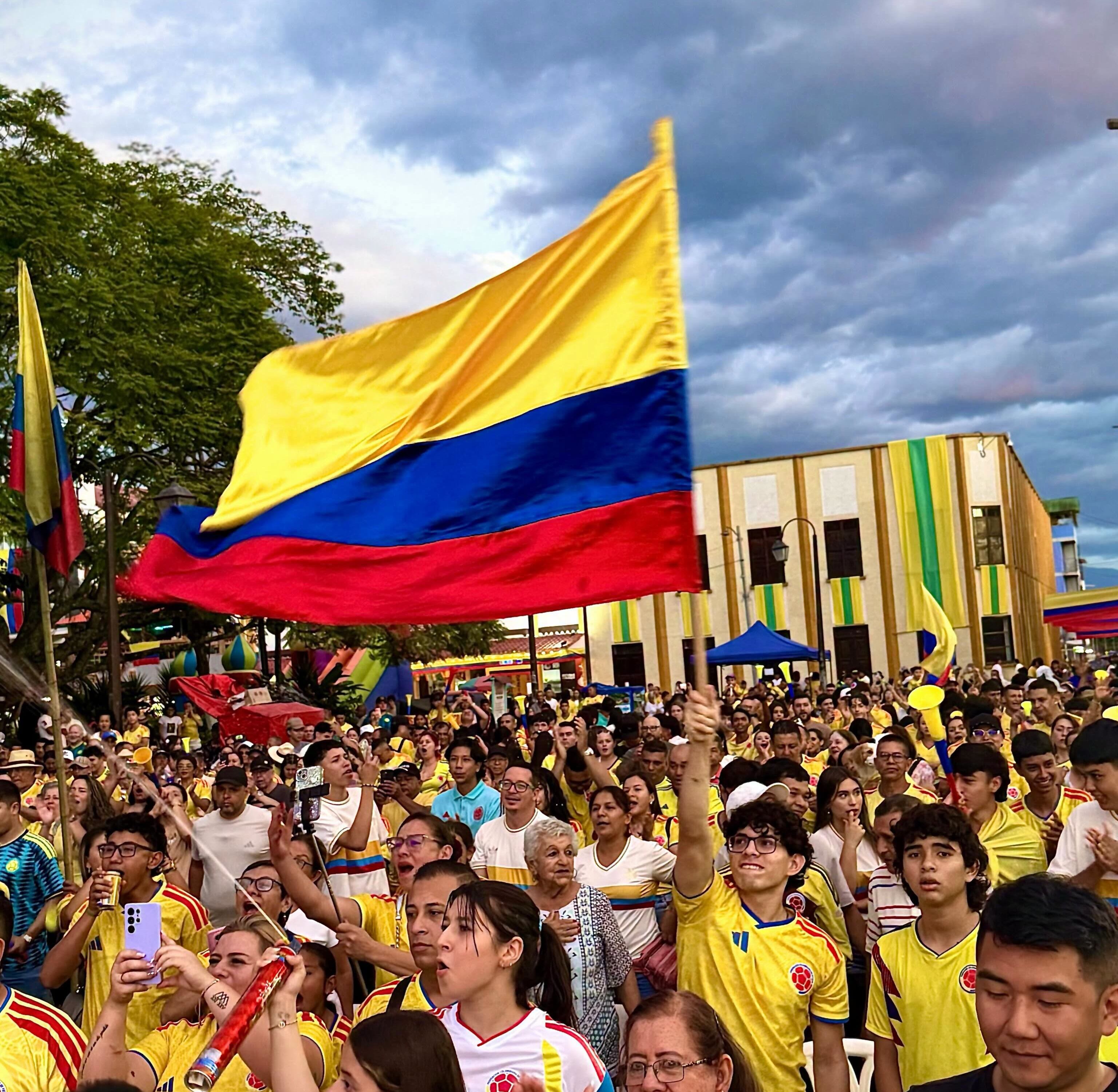 Hoy habrá pantallas gigantes en la mayoría de plazas y parques de los municipios del Quindío para el partido de la Selección Colombia Foto: Cortesía alcaldía de Quimbaya