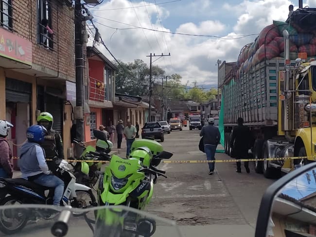 Atentado con explosivos deja cuatro lesionados en Timbío, Cauca