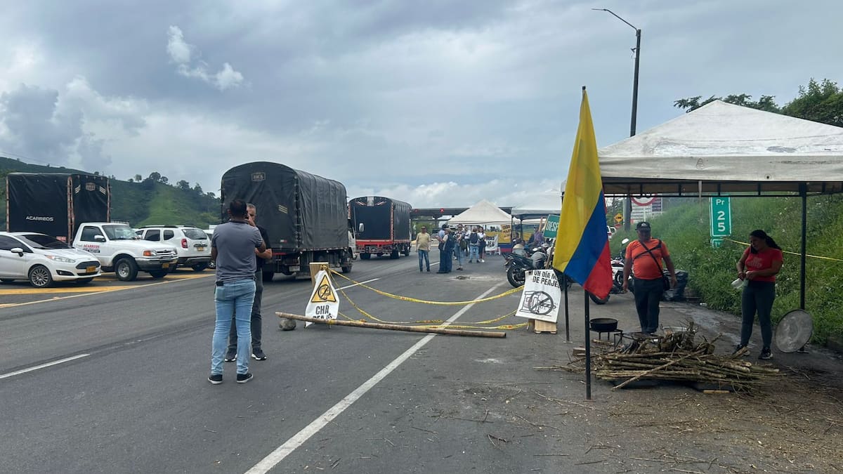 “Si no hay acuerdo firmado sobre los peajes vamos a continuar con la protesta”: manifestante