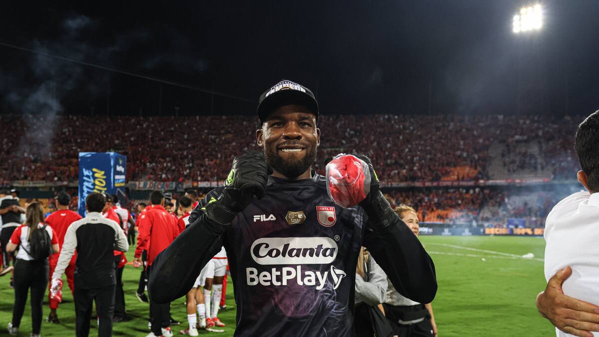 ¿Mosquera Marmolejo saldría de Santa Fe? Esta fue la confesión que hizo sobre jugar en América