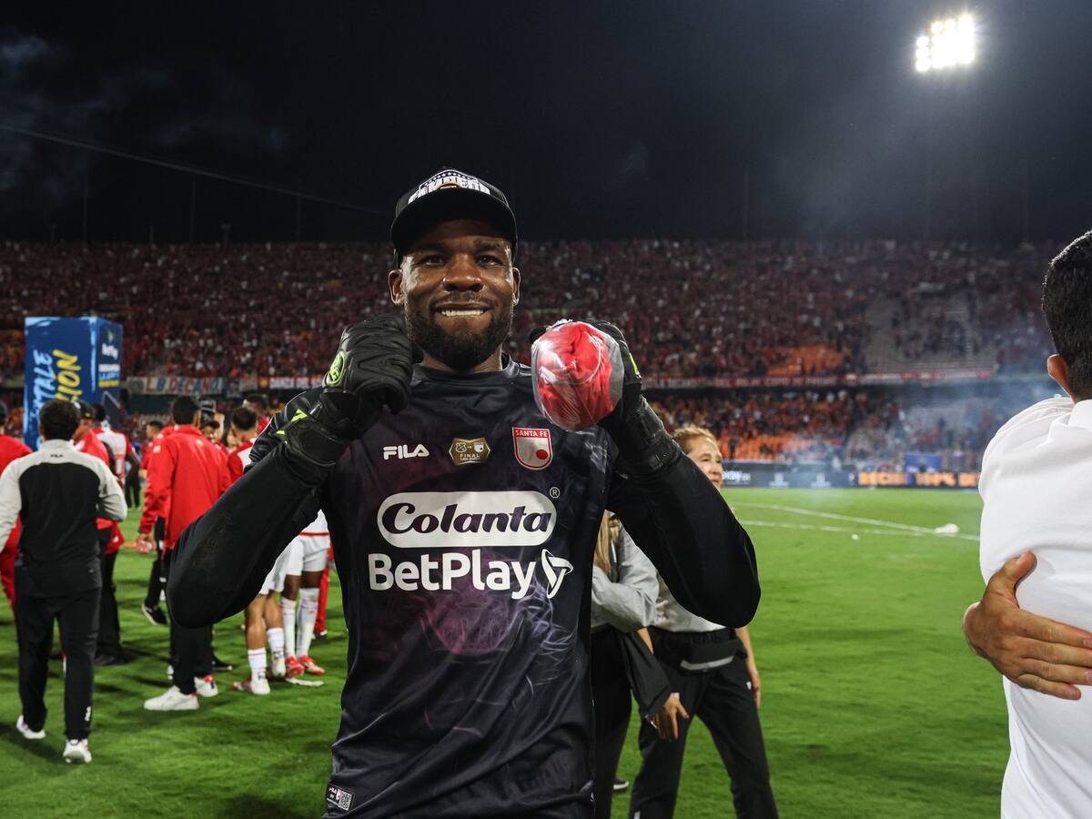 ¿Mosquera Marmolejo saldría de Santa Fe? Esta fue la confesión que hizo sobre jugar en América