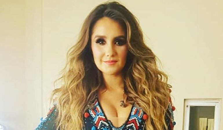 Después de 14 años Dulce María canta las canciones de RBD