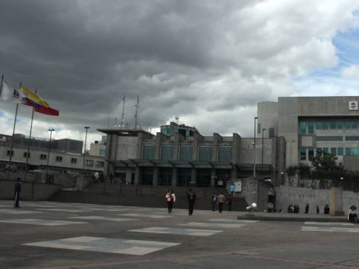 Fiscalía radicó macroimputaciones contra las AUC