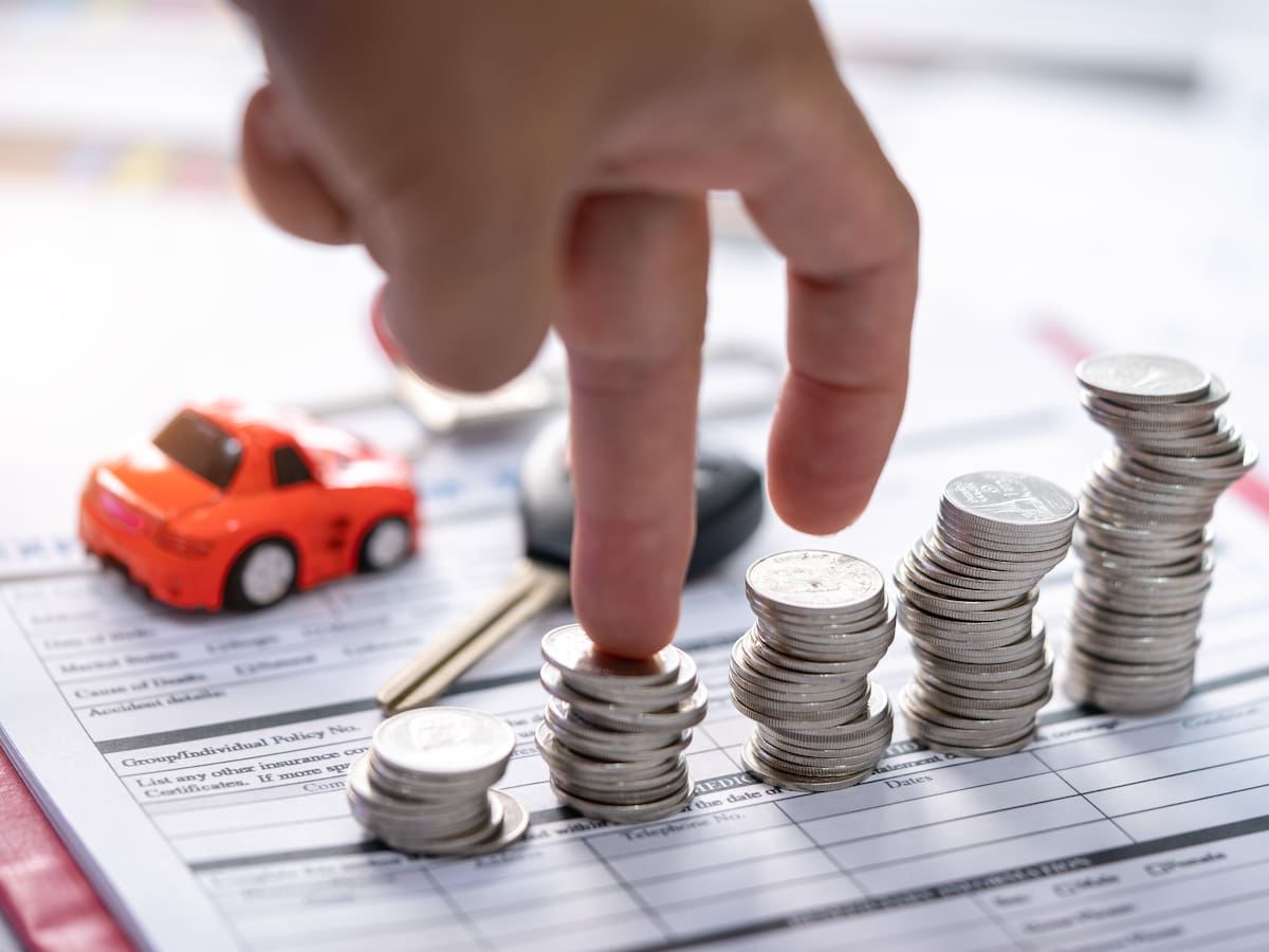 ¿Tiene carro o quiere comprar? Consulte la lista de pagos que debe realizar por año