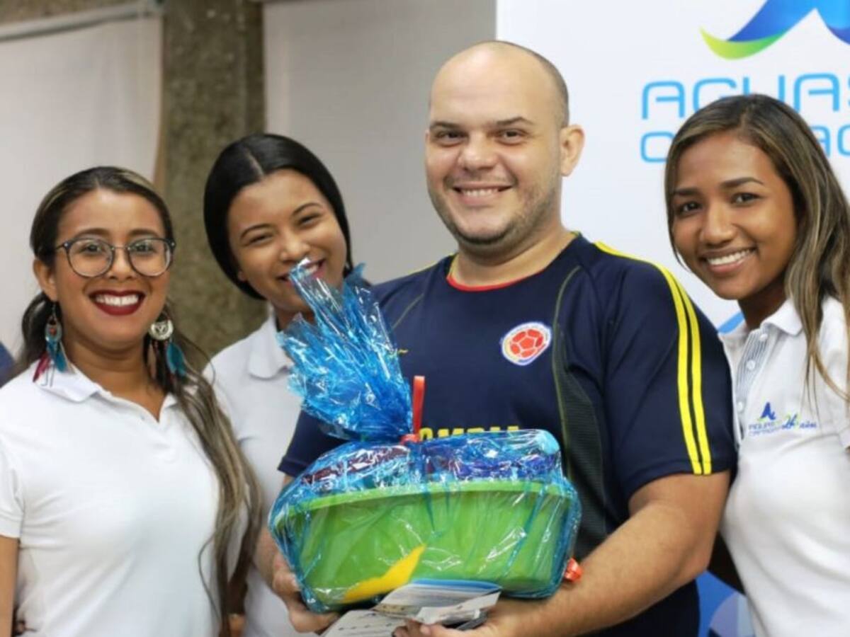 Aguas de Cartagena entregó premios a usuarios puntuales