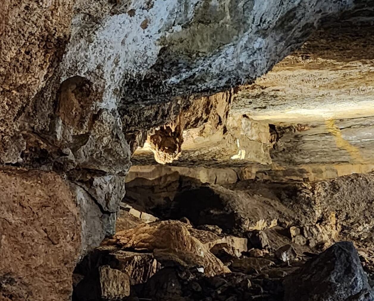 Cueva del Nitro/foto Colombia Trails