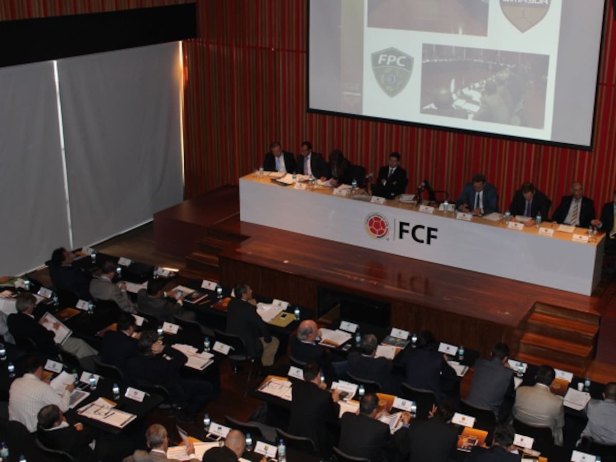 Coldeportes suspendió reconocimiento deportivo a equipo del padrastro de James Rodríguez