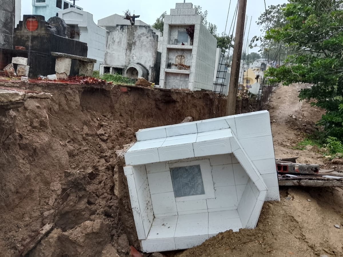 Lluvias provocan emergencia en el cementerio de Tubará por deslizamiento de terreno