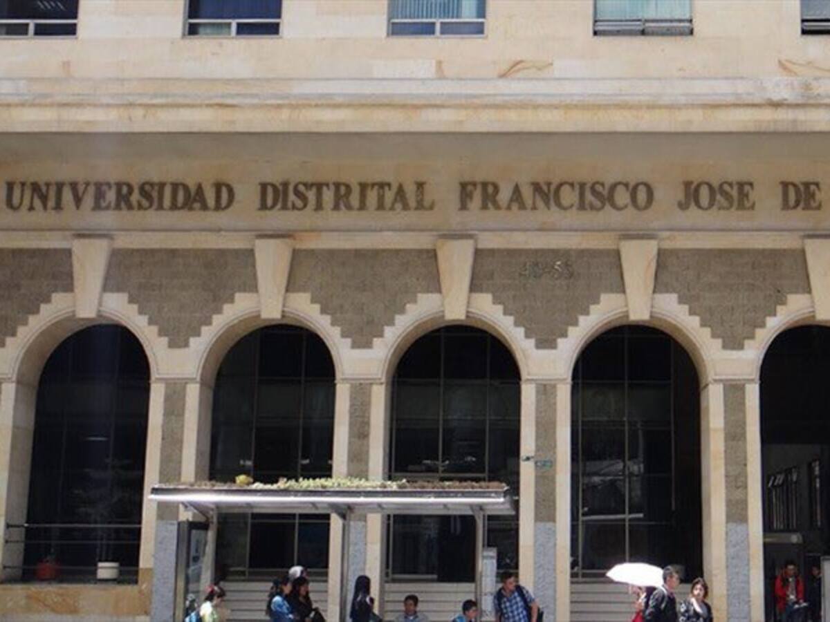 Universidad Distrital suspende calendario académico