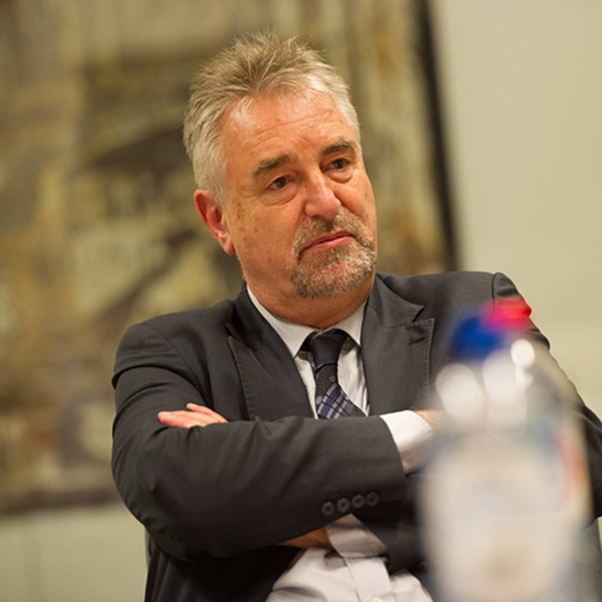 “Preocupa el reclutamiento de menores en Colombia”: enviado de la Unión Europea para la paz