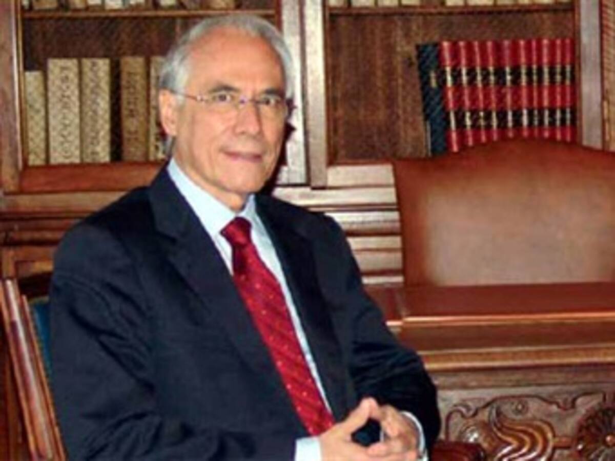 Geotermia con Ecuador y explotación conjunta de hidrocarburos con Venezuela anuncia MinMinas