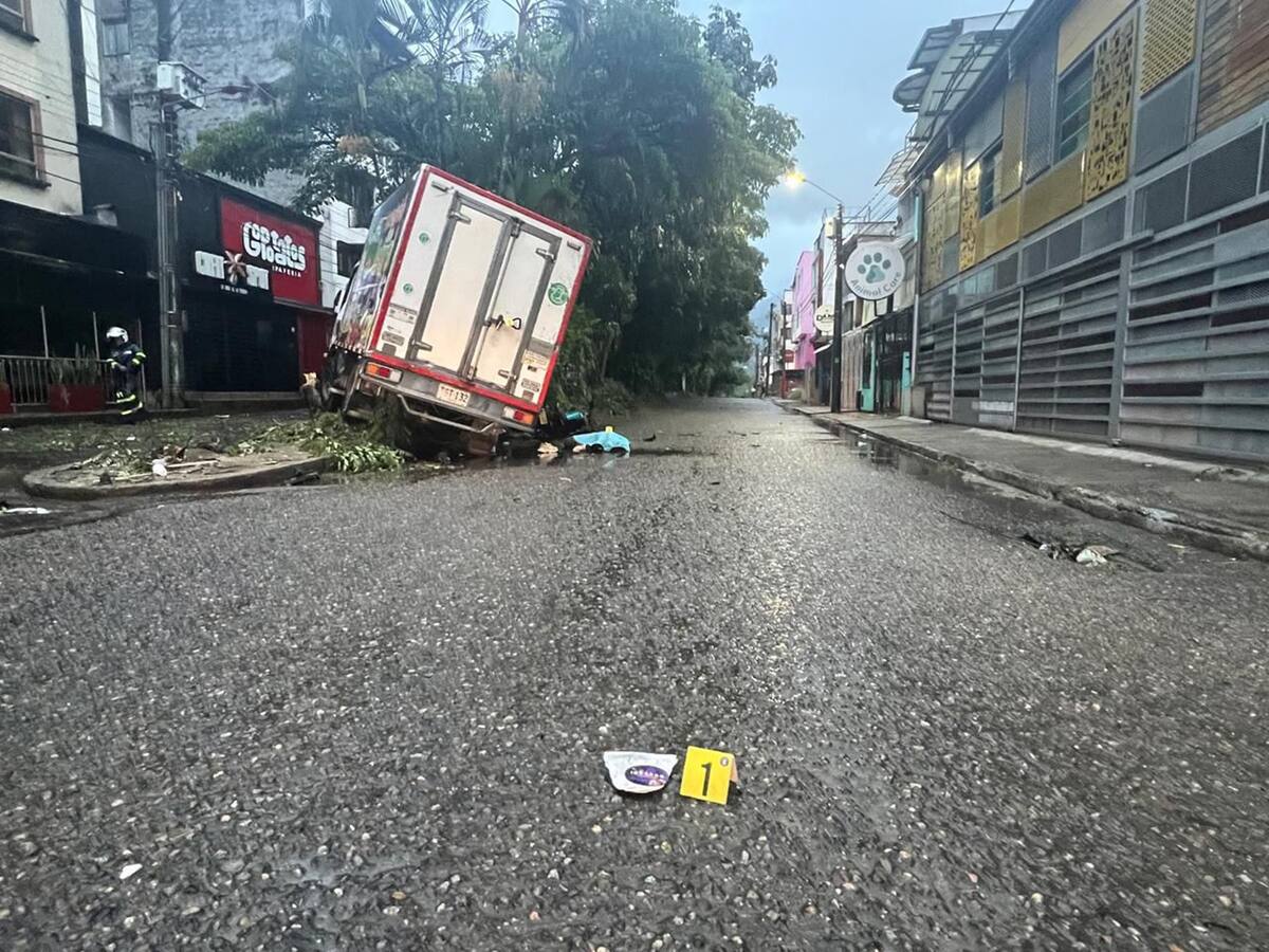 Una persona muerta y dos heridas dejó fuerte accidente de tránsito en Ibagué