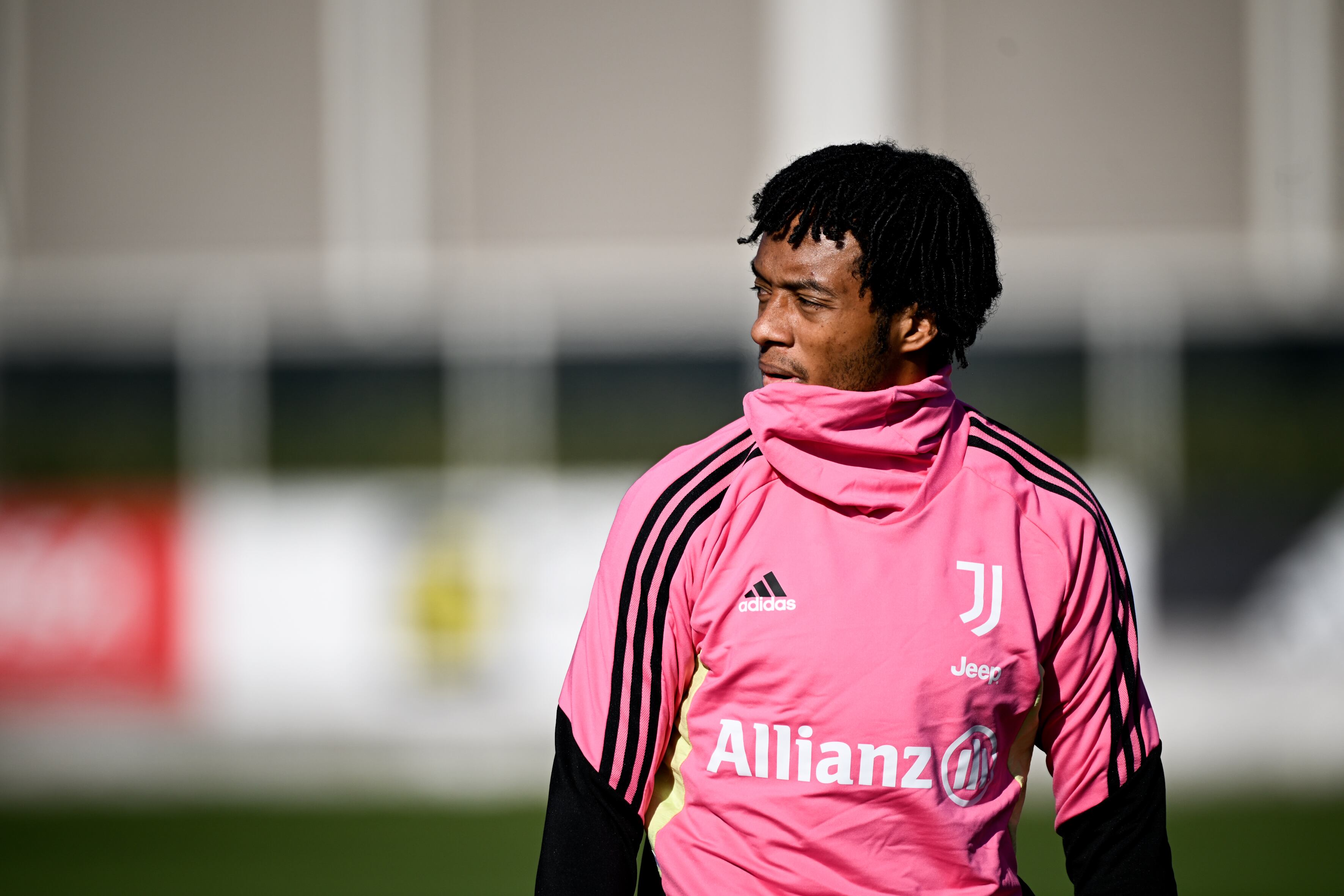 Juan Guillermo Cuadrado durante la sesión de entrenamiento de este martes. (Photo by Daniele Badolato - Juventus FC/Juventus FC via Getty Images)