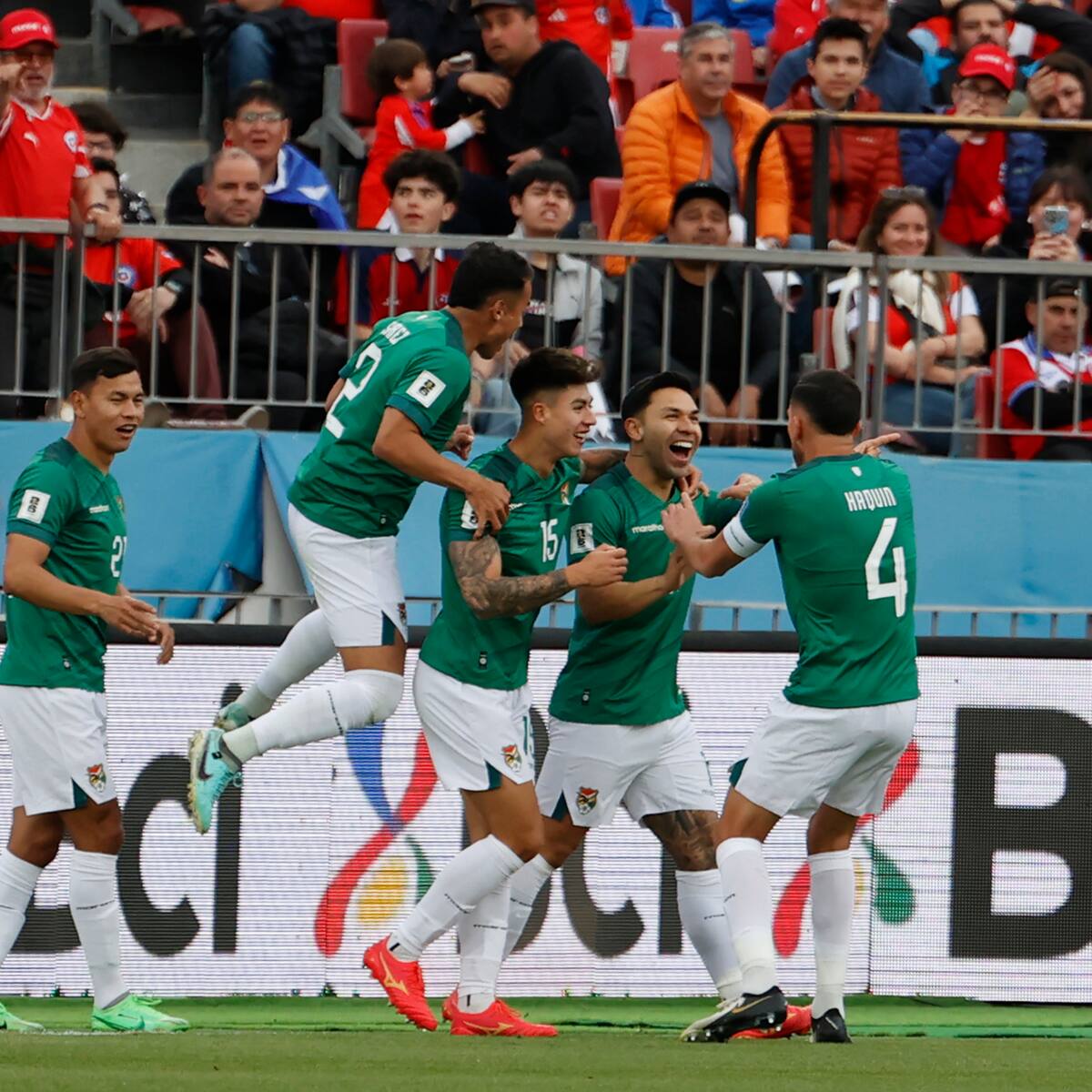 Bolivia rompe maldición de más de 30 años en Eliminatorias: gran victoria en casa de Chile