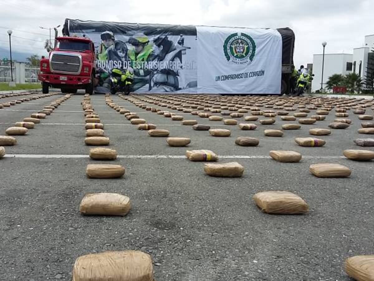 Policía incautó media tonelada de marihuana en vías del Quindío