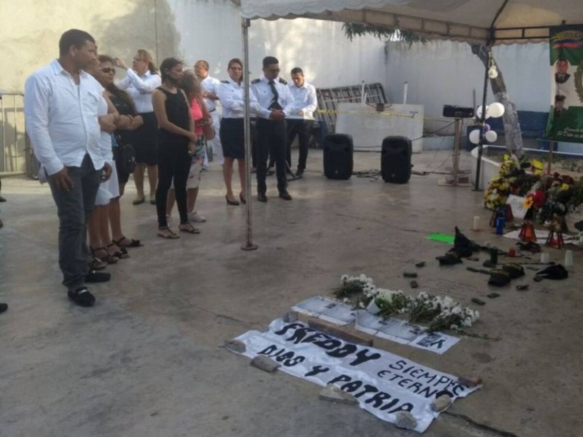 Justicia claman familiares de policías muertos en atentado en San José