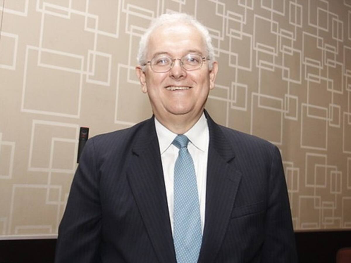 La transición energética ya está en curso en Colombia: José Antonio Ocampo