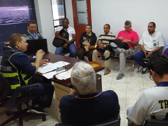 Acuerdan con transportadores uso de la Vía Campaña en Cartagena