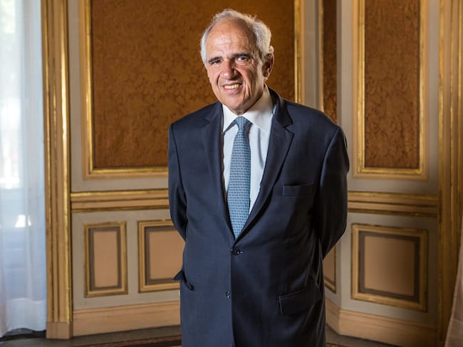 Ernesto Samper posa para una sesión de fotos en Madrid, España. FOTO: David Benito/Getty Images