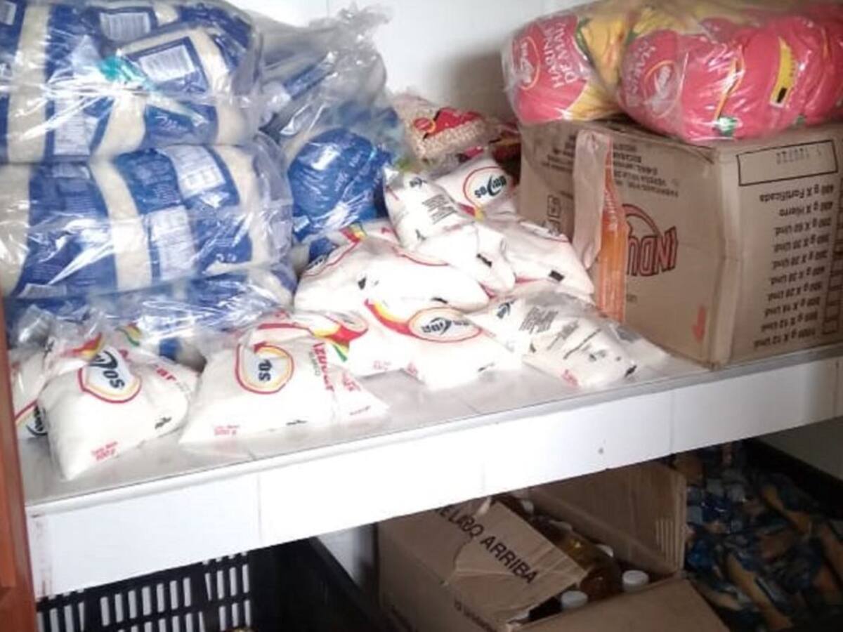 Auxiliares de bodega del PAE en Quindío denuncian retrasos en pagos