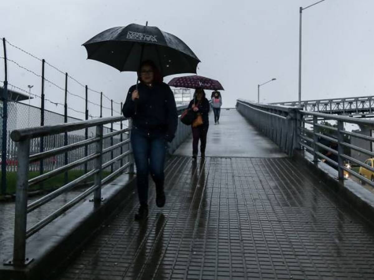 Desde el fin de semana, en Bogotá han atendido 9 emergencias por las lluvias