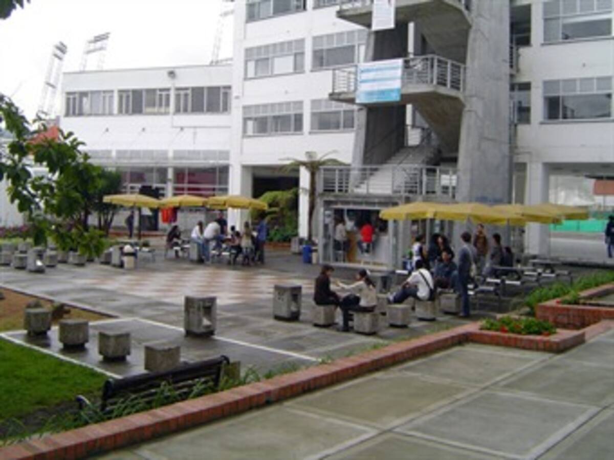 Esta tarde se reanudaría diálogo entre directivas y trabajadores de la U. Nacional