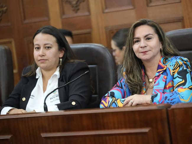 Nubia Elizabeth Bermúdez (Secretaria de Agricultura) y Sandra Milena Urrutia (Secretaria TIC).
