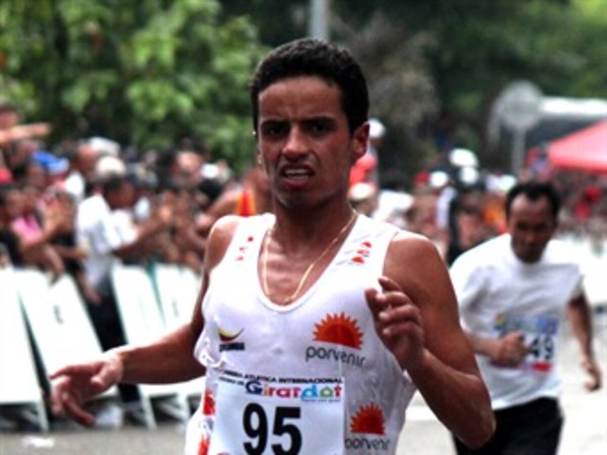 El atleta Jason Gutiérrez no estará en la Maratón de Santiago de Chile