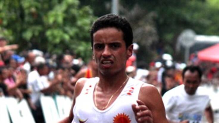 El atleta Jason Gutiérrez no estará en la Maratón de Santiago de Chile