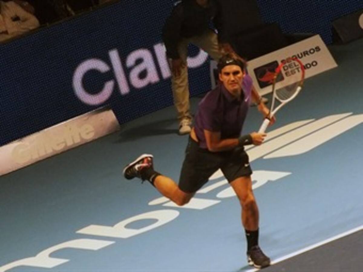 Federer cumplió y brindó una gran exhibición en Bogotá